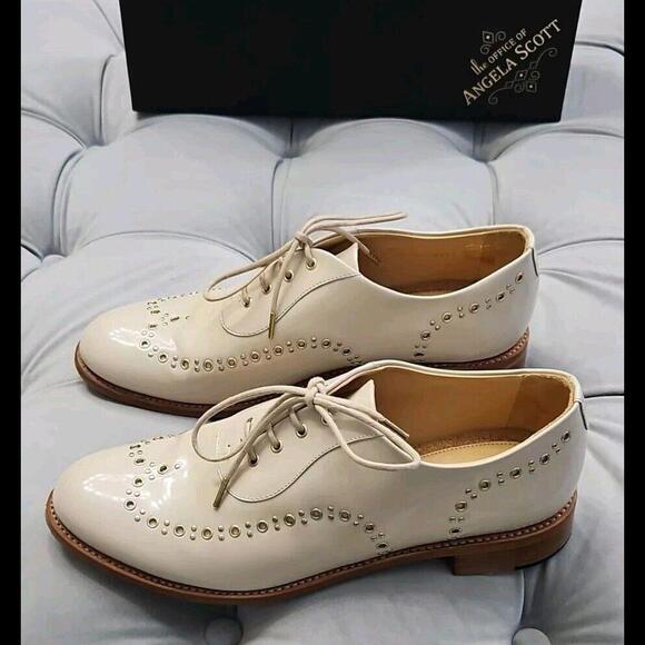 The Office of Angela Scott Wingtip Oxford Beige Patent Leather Womens Shoes 40 9 - Picture 8 of 16